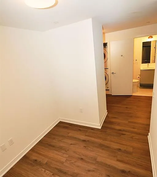 395 Dundas St W #822 — Photo 12
