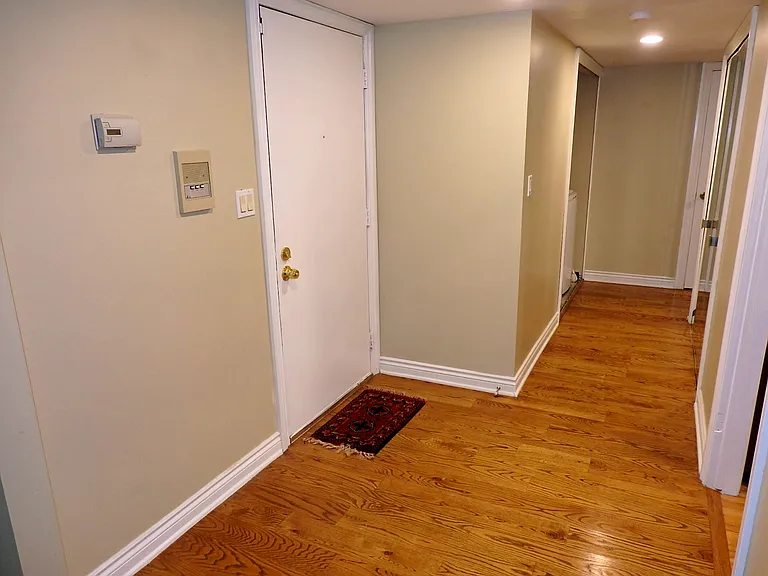 4411 Laurel Club Cir #1 — Photo 9