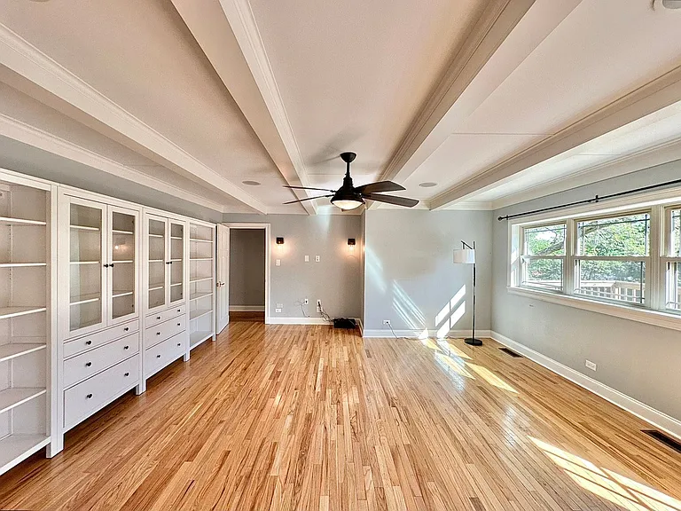 802 Hamvasy Ln — Photo 25