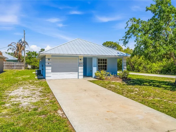 240 14th St, Vero Beach, FL 32962