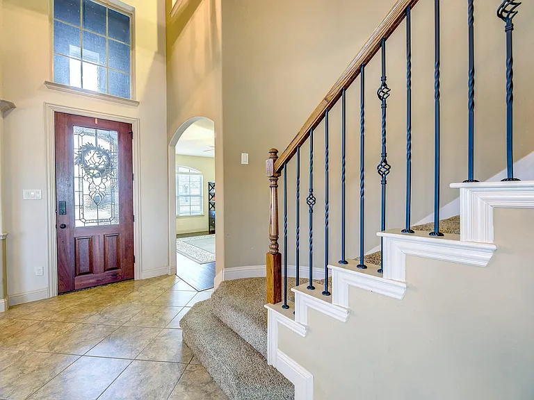 2933 Softwood Cir — Photo 4
