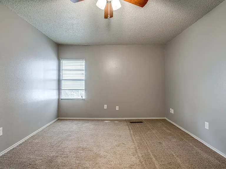 5302 Kenosha Ave — Photo 14
