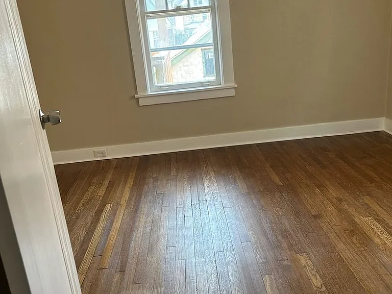 638 Hazelwood Ave #1 — Photo 8