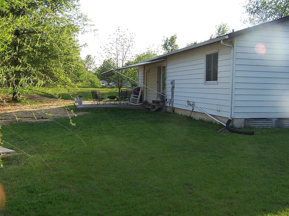 2nd image of 2012 Winter Hill Dr