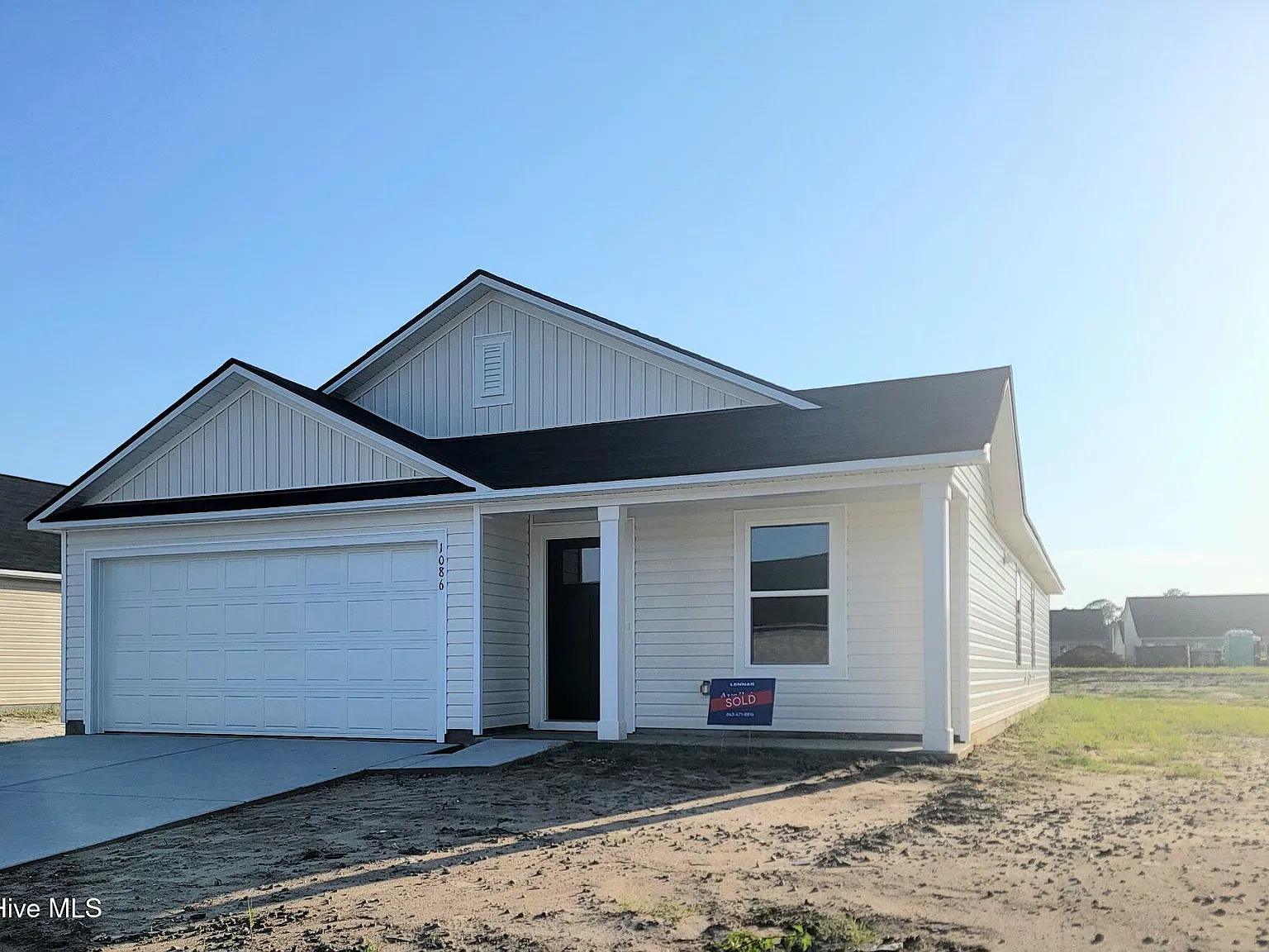 4 bed, 2.0 bath, 1666 sqft, $1,950 — Photo 3