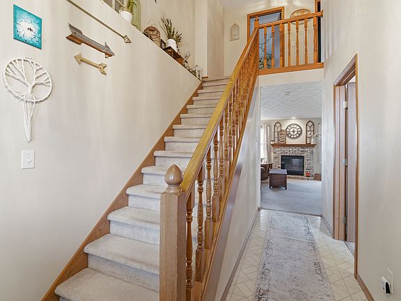 2nd image of N9678 Hopfensperger Rd