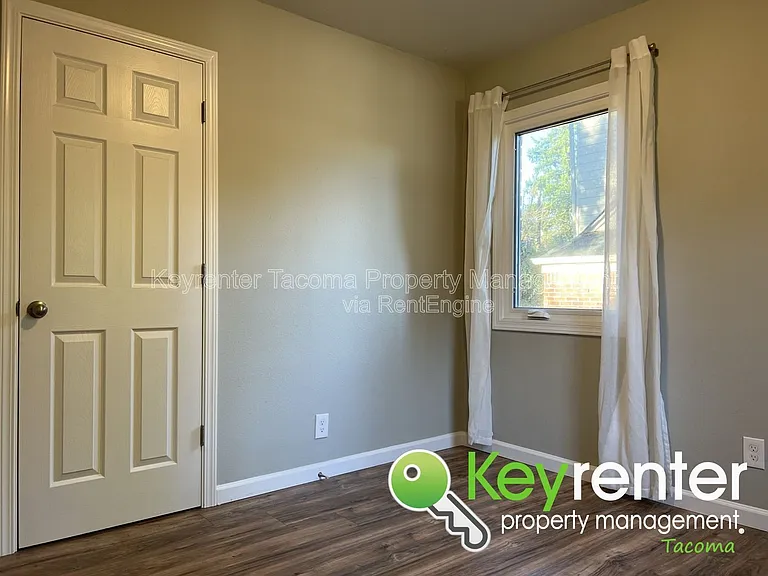 348 Harvard Ave — Photo 13