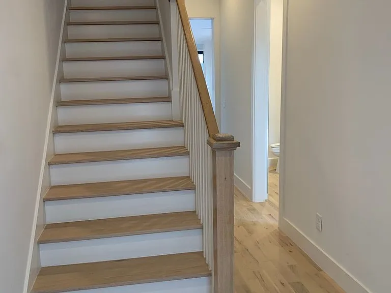 523 Fatherland St #B — Photo 3