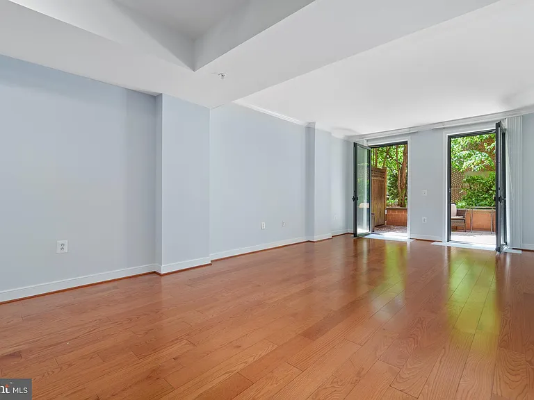 631 D St NW #245 — Photo 6