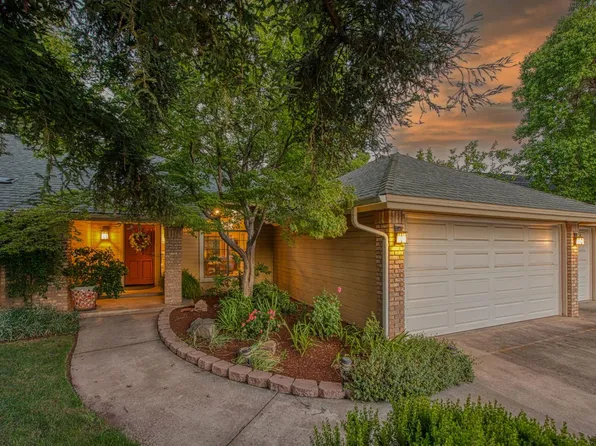 6568 N Farris Ave, Fresno, CA 93711
