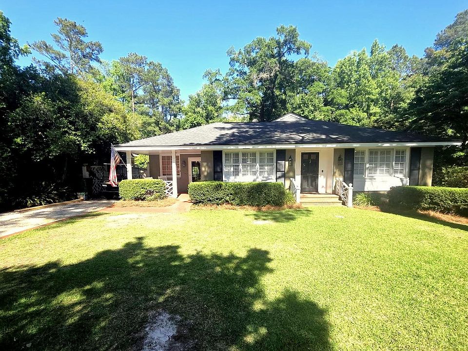 1st image of 1022 Santee Dr.