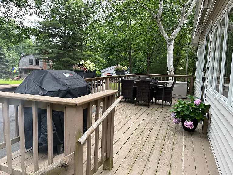 56 Captain Thomas Rd — Photo 26