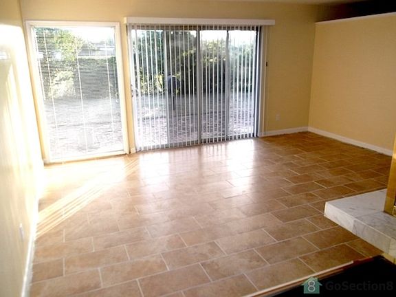 2nd image of 1316 Stafford Dr