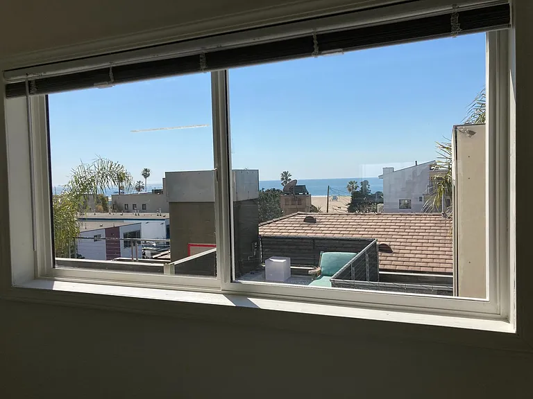 39 Sunset Ave. — Photo 27