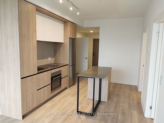 2nd image of 225 Sumach St #2301