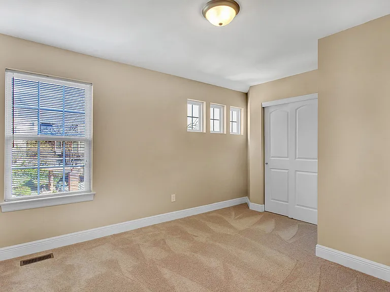7103-13 Horner Ave — Photo 13