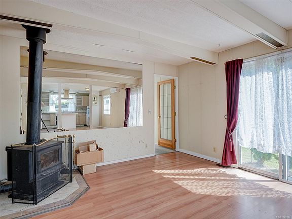 2nd image of 2357 Sooke River Rd #21
