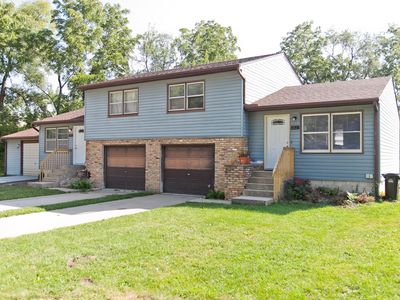 717 5th Avenue Pl, Coralville, IA, 52241