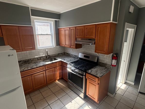 206 Livingston St Floor 2