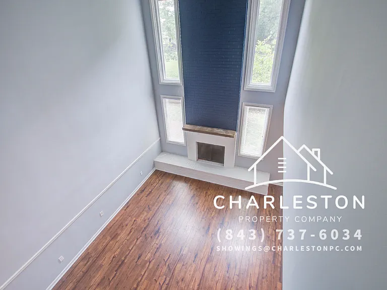 1506 Ventura Pl — Photo 12