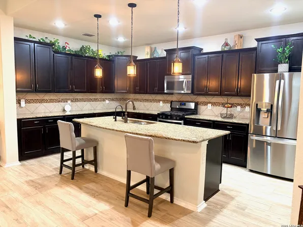 12727 Gruene Pass, San Antonio, TX 78253
