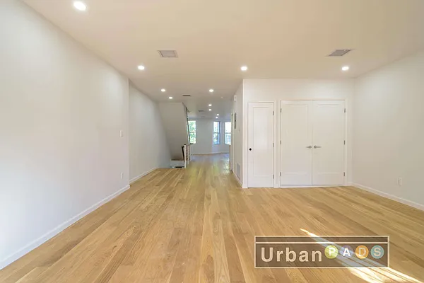 Rented by Urban Pads | media 12