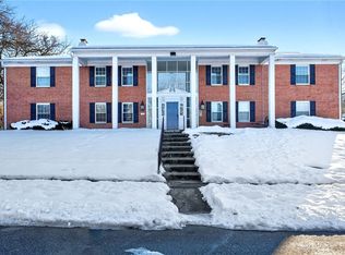 190 Lyons Dr, Dayton, OH 45459