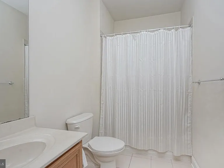 4204 Lexington Ct — Photo 20