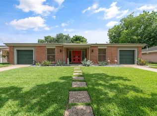 5702 Warm Springs Rd, Houston, TX 77035
