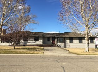 142 W Monroe Ave, Chester, MT 59522