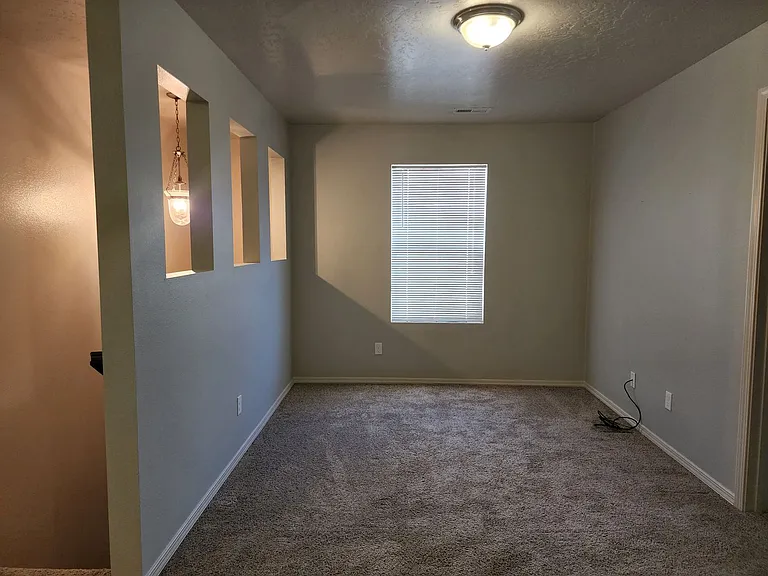 10001 W Irving St — Photo 15