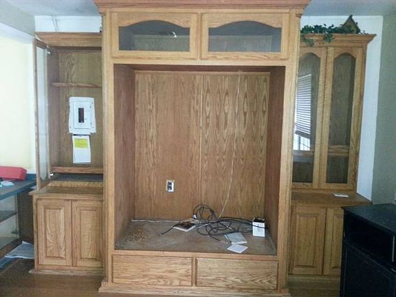 blt in entertainment ctr.