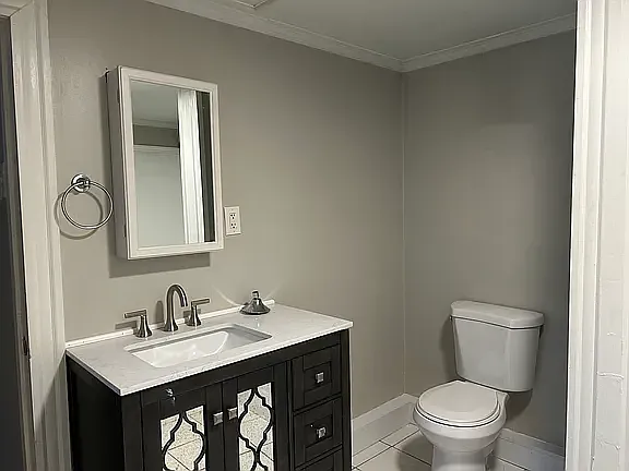 52 Old Morton St #1 — Photo 8