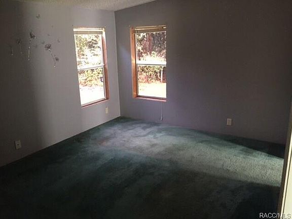 4th image of 2981 N Page Ave