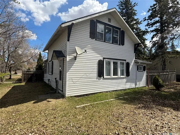 501 Railway AVENUE, Kinistino, SK S0J 1H0