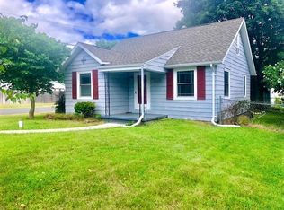 54304 Maple Ln, South Bend, IN