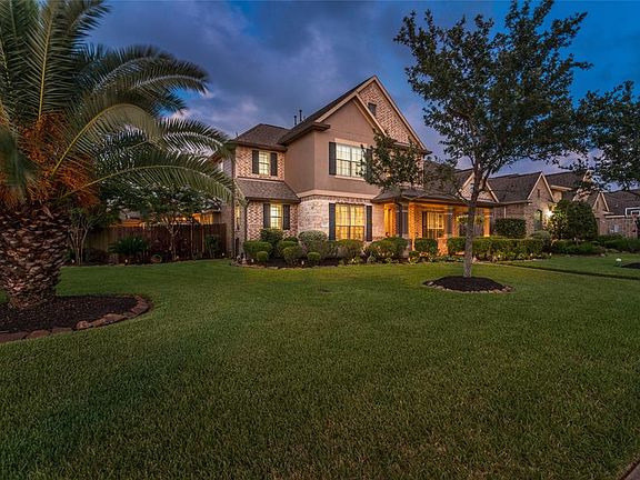 2nd image of 4621 La Escalona Dr