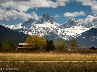 3971 Whitney Dr, Driggs, ID 83422