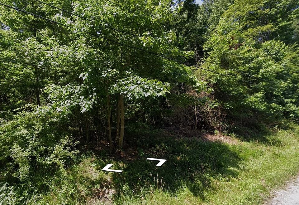 2nd image of 23741 L Rd