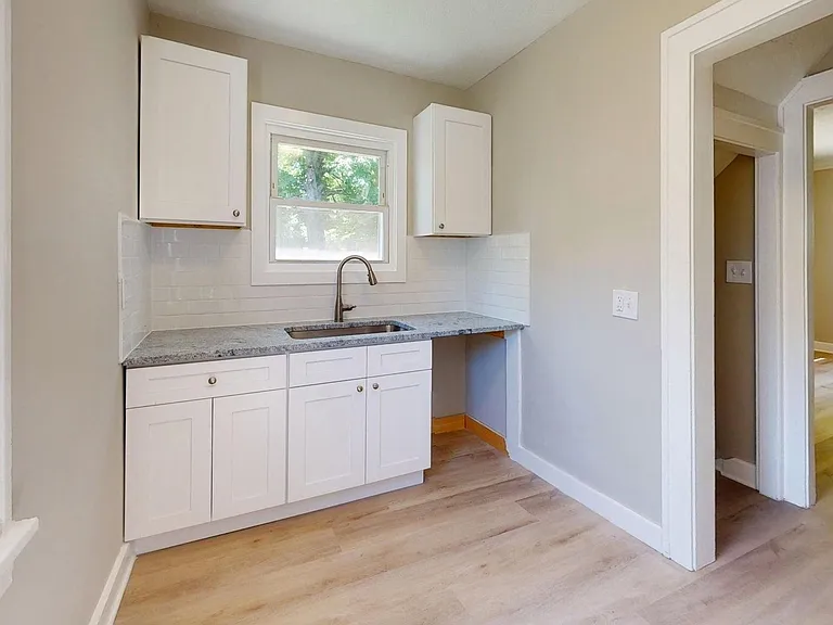 4528 Rainbow Rd — Photo 66