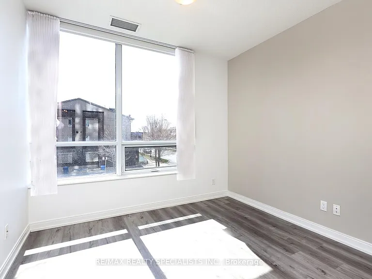 275 Village Green Sq #216 — Photo 16