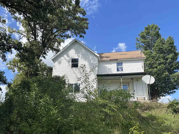 12349 Otter Creek Rd, Darlington, WI 53530