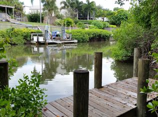 1850 Roland St, Sarasota, FL 34231