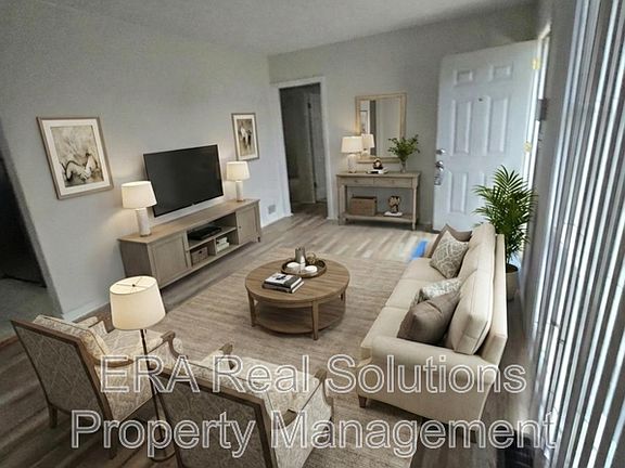 2nd image of 1019 Wildwood Ave