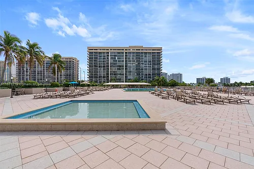1965 S Ocean Dr Photo 1