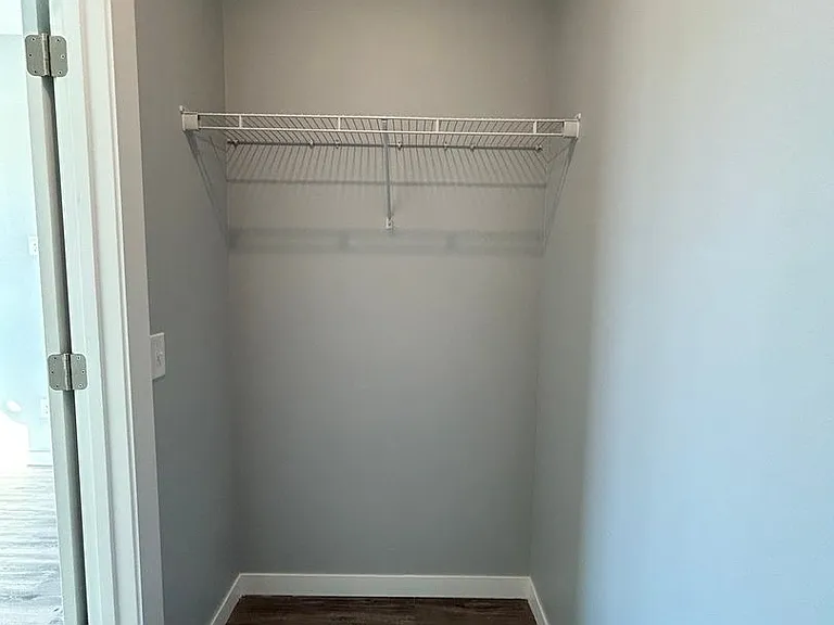 2724 Silver St — Photo 23