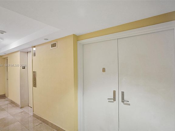 5th image of 151 SE 15th Rd APT 502