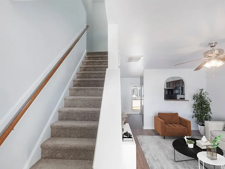 790 Arthington St — Photo 16