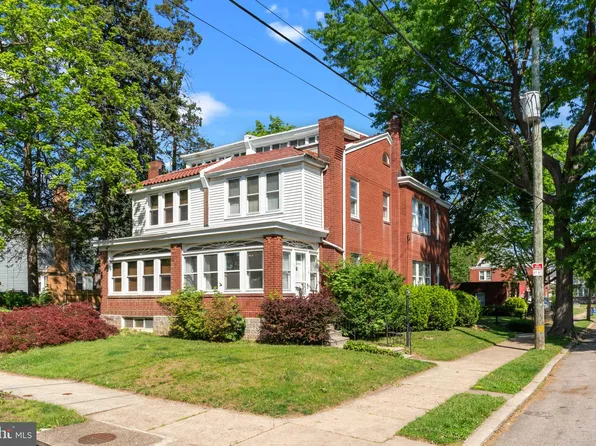 8046 Fairview St, Philadelphia, PA 19136
