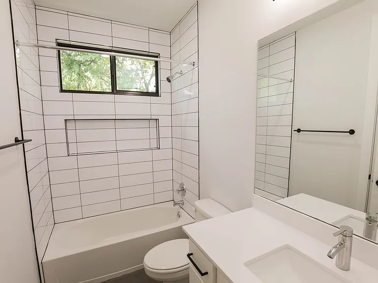1309 Cometa St #1 — Photo 17